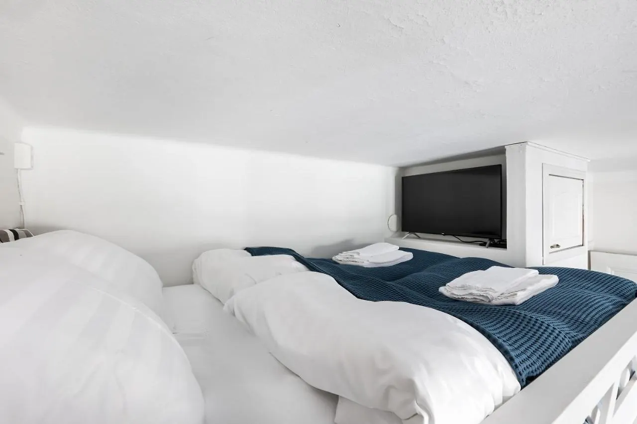 Wehost Spacious Studio For 5 With A Kitchen Helsinki Finland